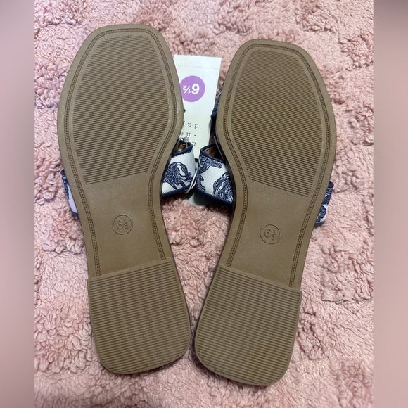 A New Day Women's Slide Sandals - Picture 3 of 3